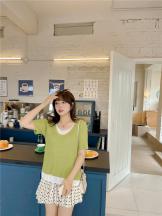 大碼女裝假兩件v領(lǐng)t恤女2021夏季新款胖mm設(shè)計(jì)感顯瘦針織衫